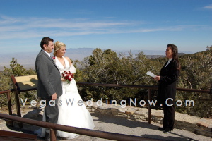 Las Vegas Outdoor Weddings Helicopter Wedding Valley Of Fire