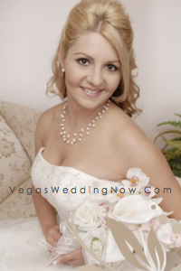 Bridepose01v th